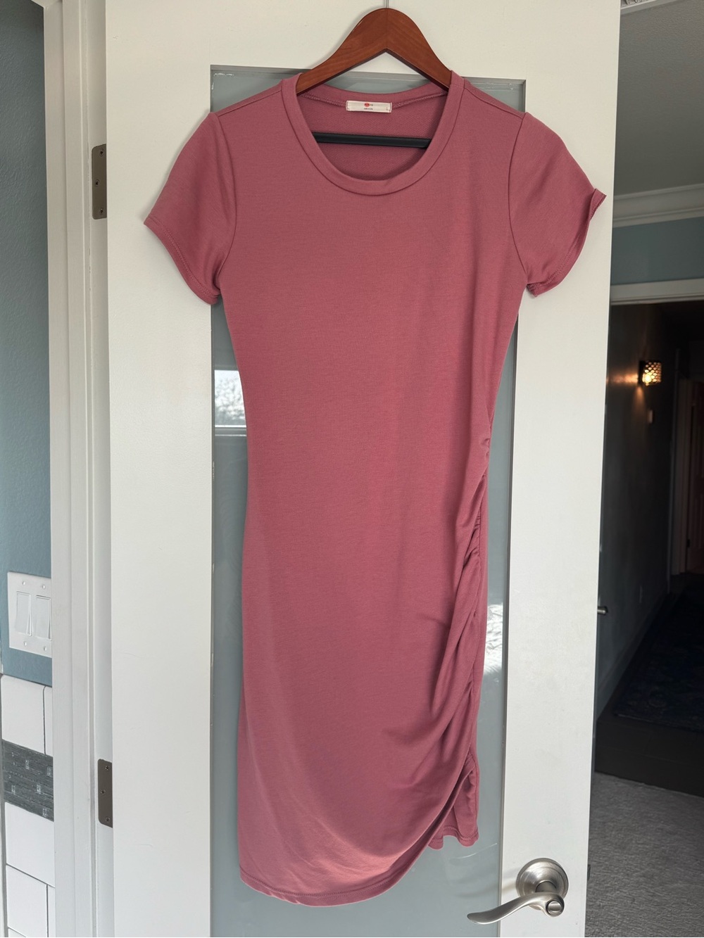 Short Sleeve Ruched Side Midi Maternity Dress - Dusty Rose